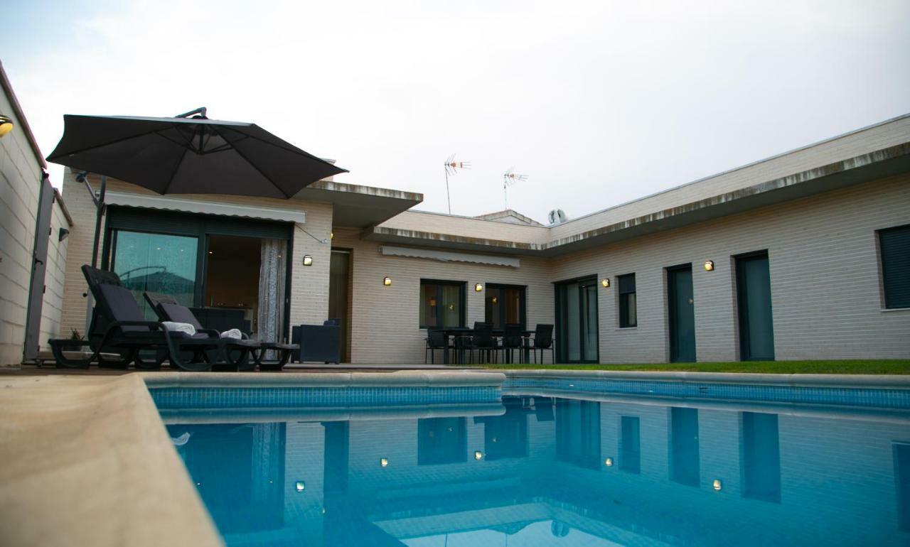 El Tornadillo Villa Gálvez Exteriör bild
